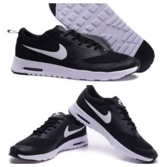 Nike Shoes - Nike Air Max Thea