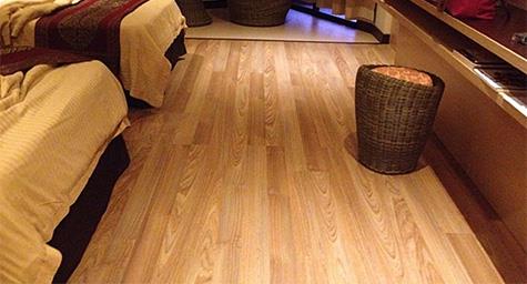 Laminate Flooring Multi-layer Synthetic Flooring - Photographic Applique Layer Under Clear
